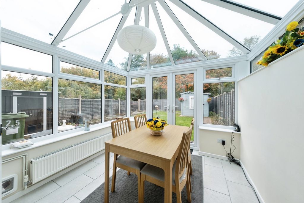 Property photo 3 of 17 Photo