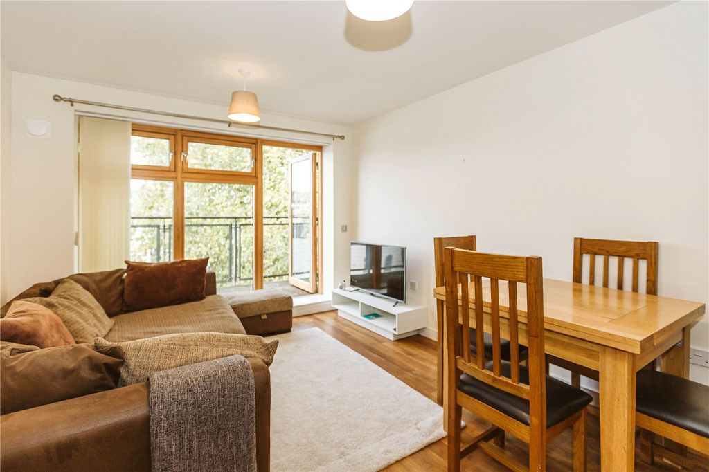 Property photo 1 of 12 Picture No. 04