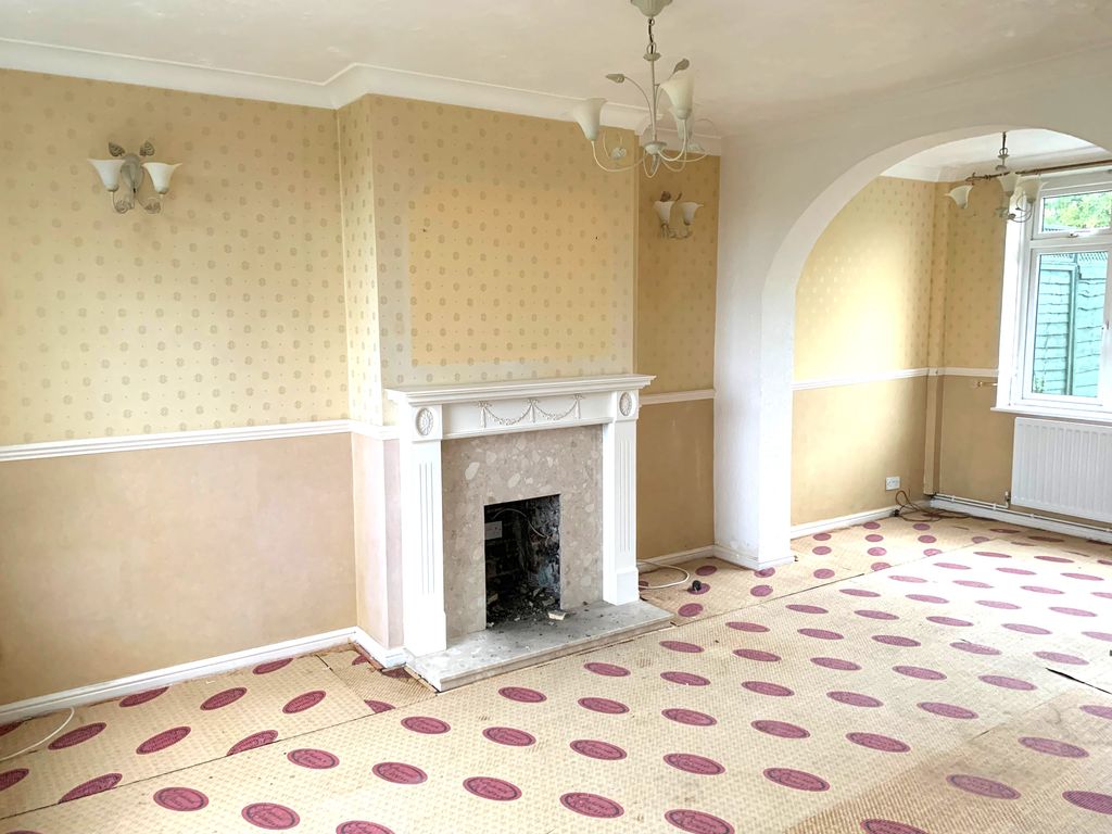 Property photo 3 of 13 d5