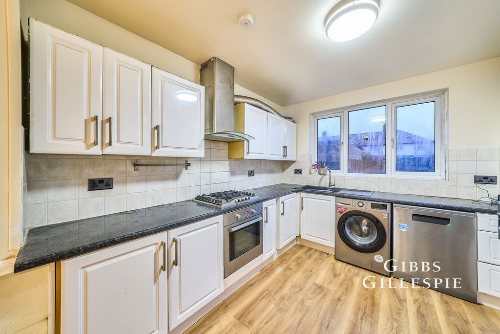 Property photo 2 of 13 Pbox-Img.Jpg