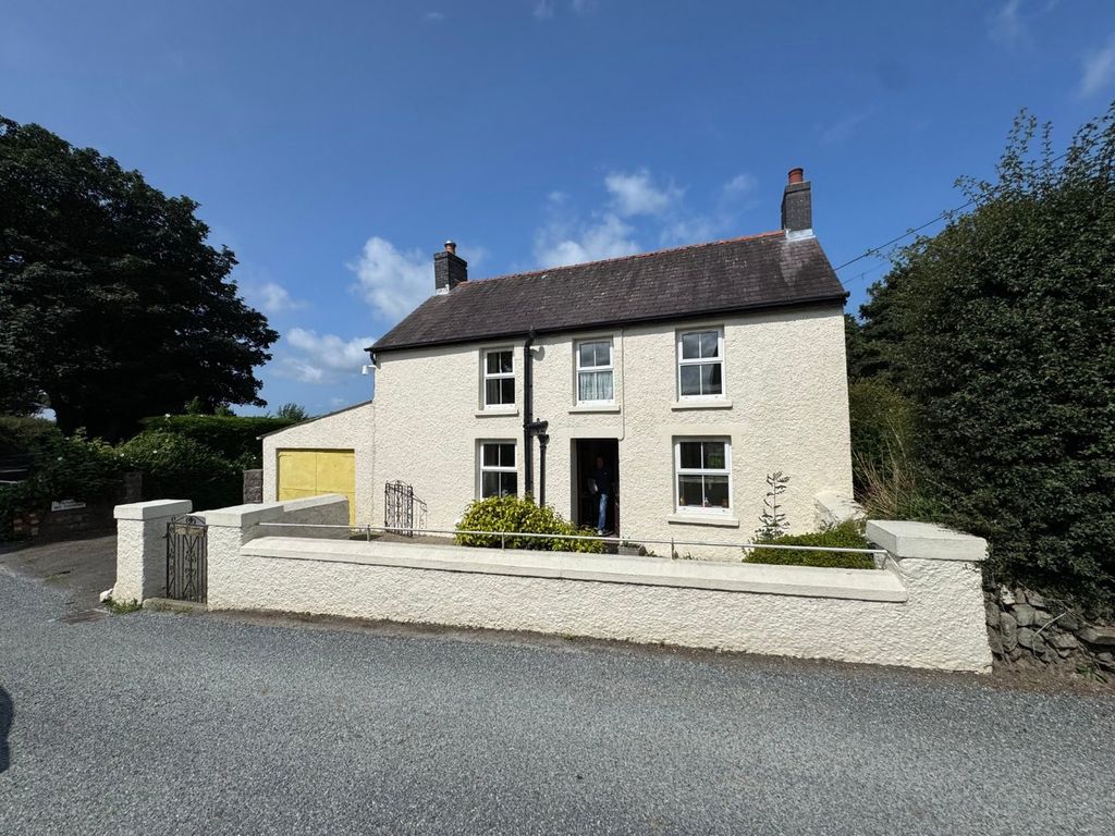 Property photo 1 of 39