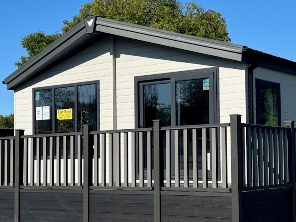 Property photo 1 of 12 Willerby Clearwater Ncp