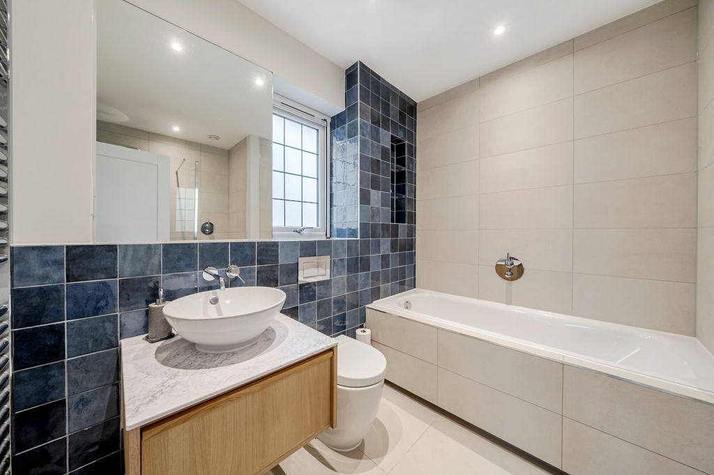 Additional image 14 of 4 bed detached house for saleNightingale View, Fleet GU51