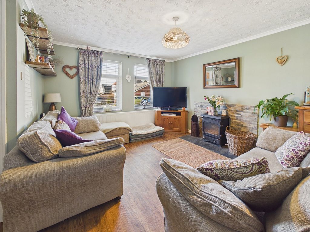 Property photo 3 of 26