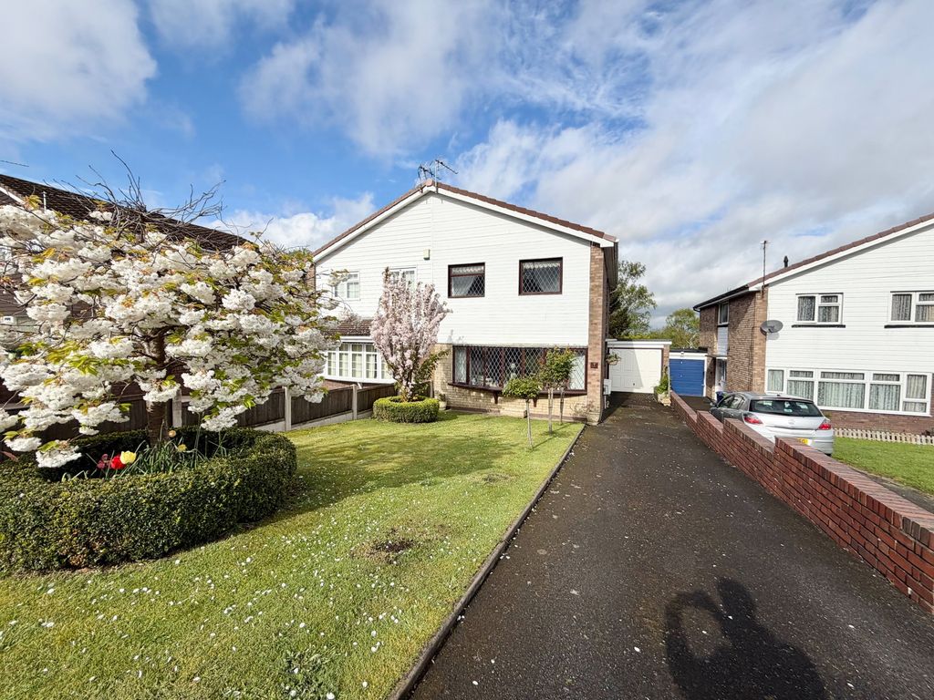 Property photo 1 of 26