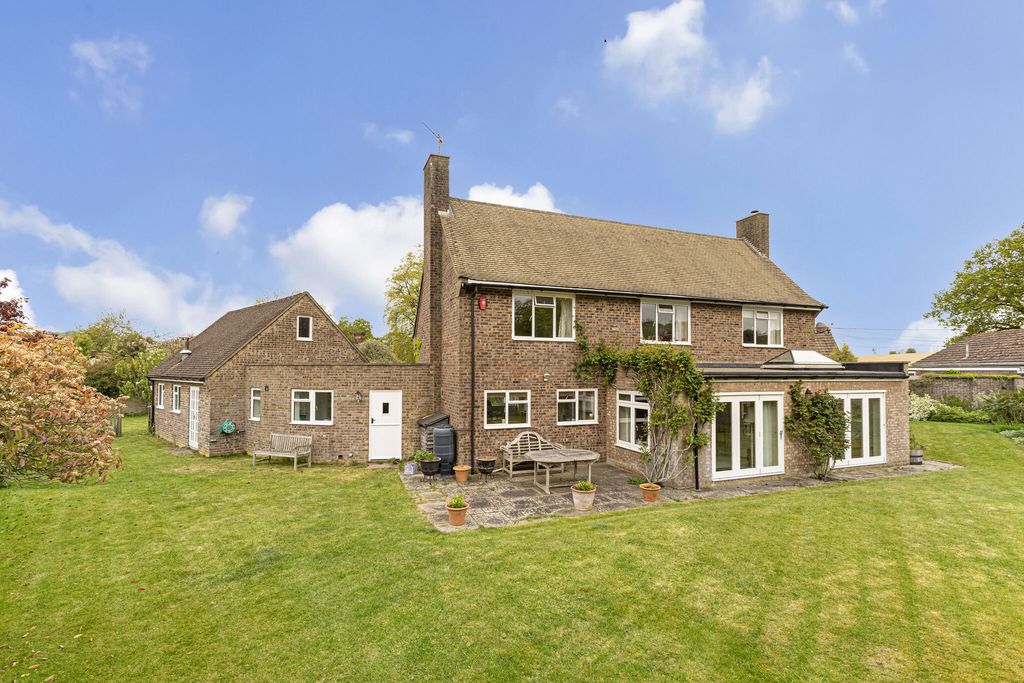 Property photo 1 of 18