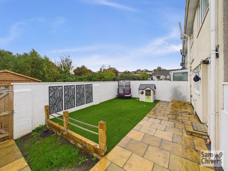 Property photo 2 of 19 Photo 2