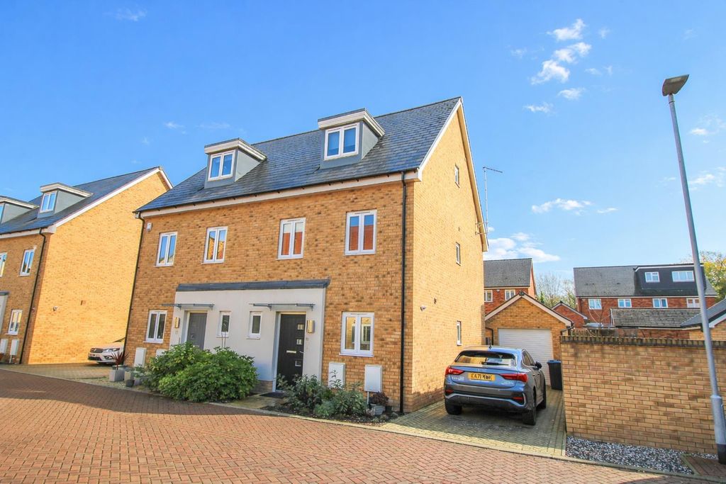 Property photo 1 of 17 Img_1003.Png