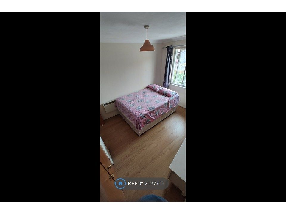 Property photo 3 of 6