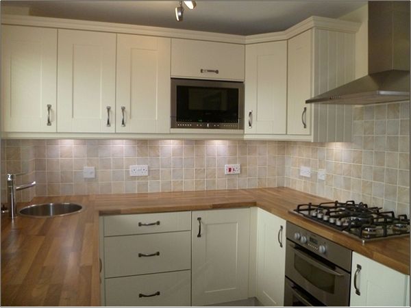 Property photo 2 of 7 Kitchen1