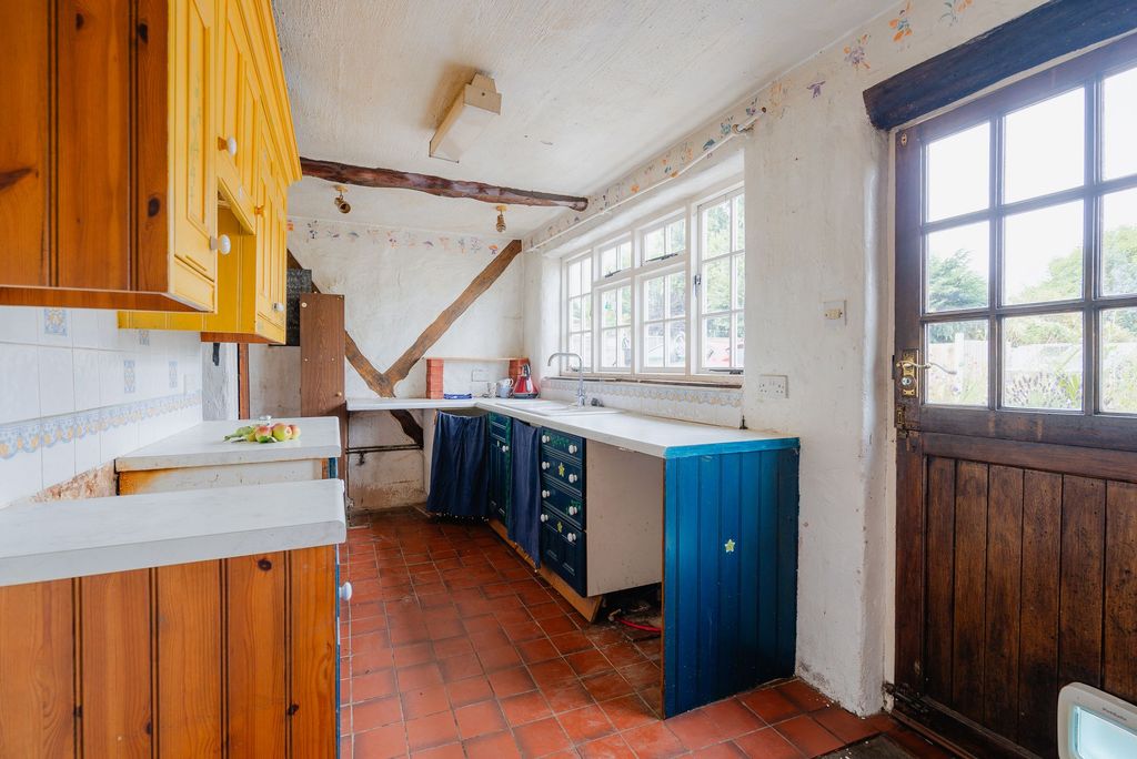 Property photo 3 of 19