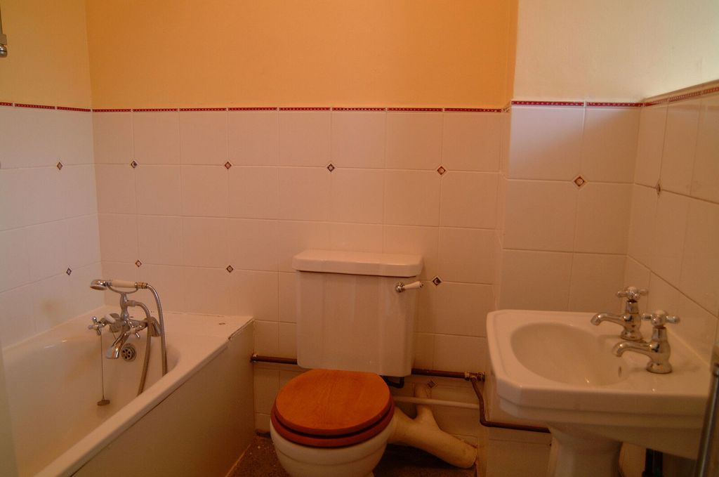 Property photo 3 of 15
