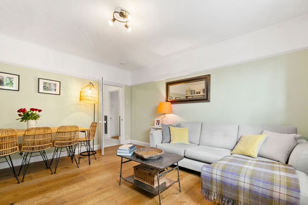 Property photo 3 of 15 Picture No. 04