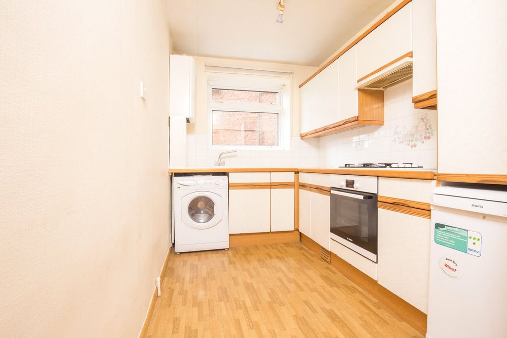 Property photo 3 of 7 Picture No. 04