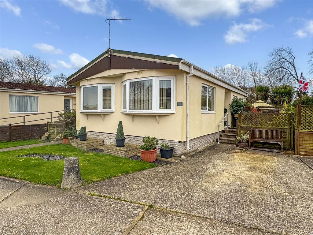 Property photo 1 of 9 Image00009.Jpg