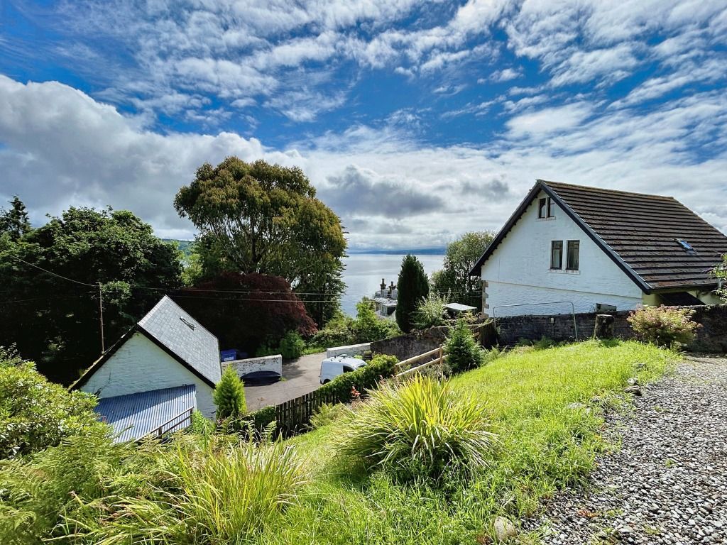 Property photo 3 of 15