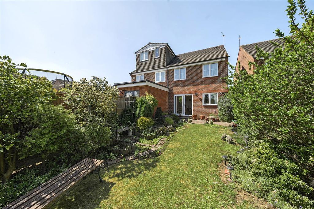 Property photo 3 of 10 Manor Way - Rear 1.Jpg