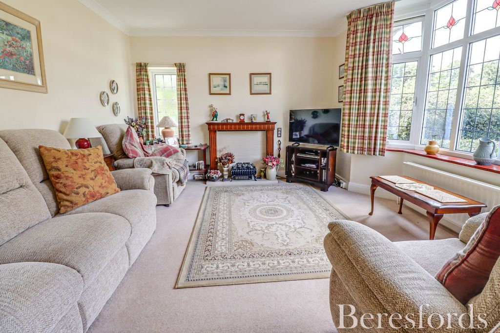 Property photo 3 of 25 Picture No. 02
