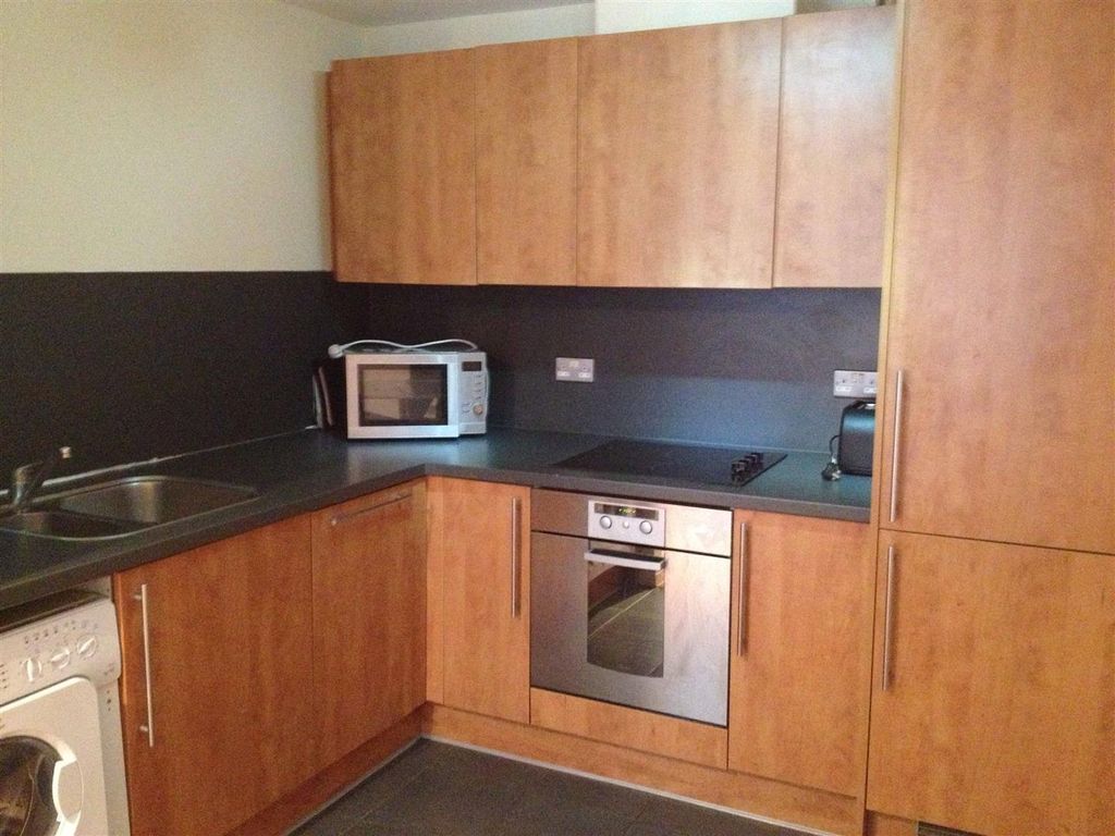 Property photo 2 of 6