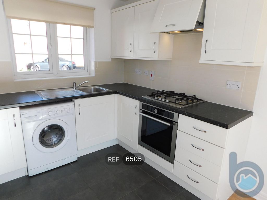 Property photo 3 of 18 Kitchen / Diner