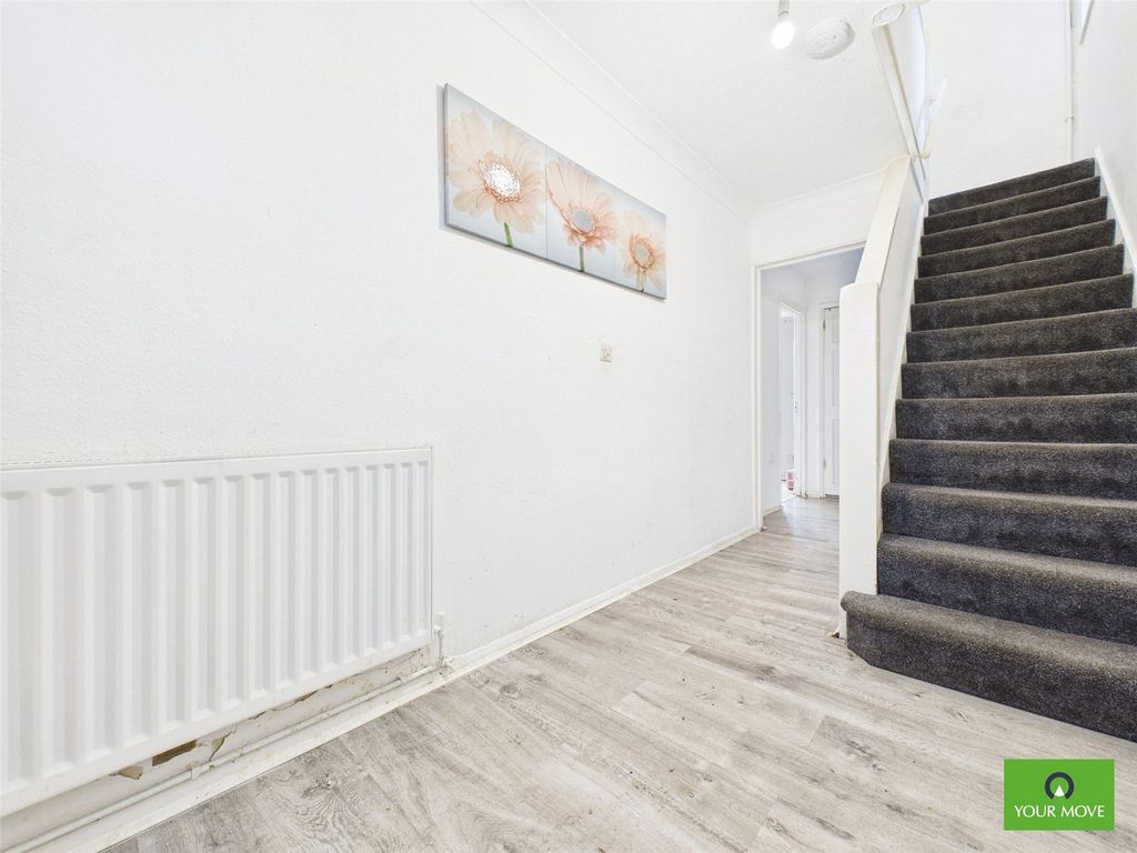 Property photo 2 of 14 Picture No. 12