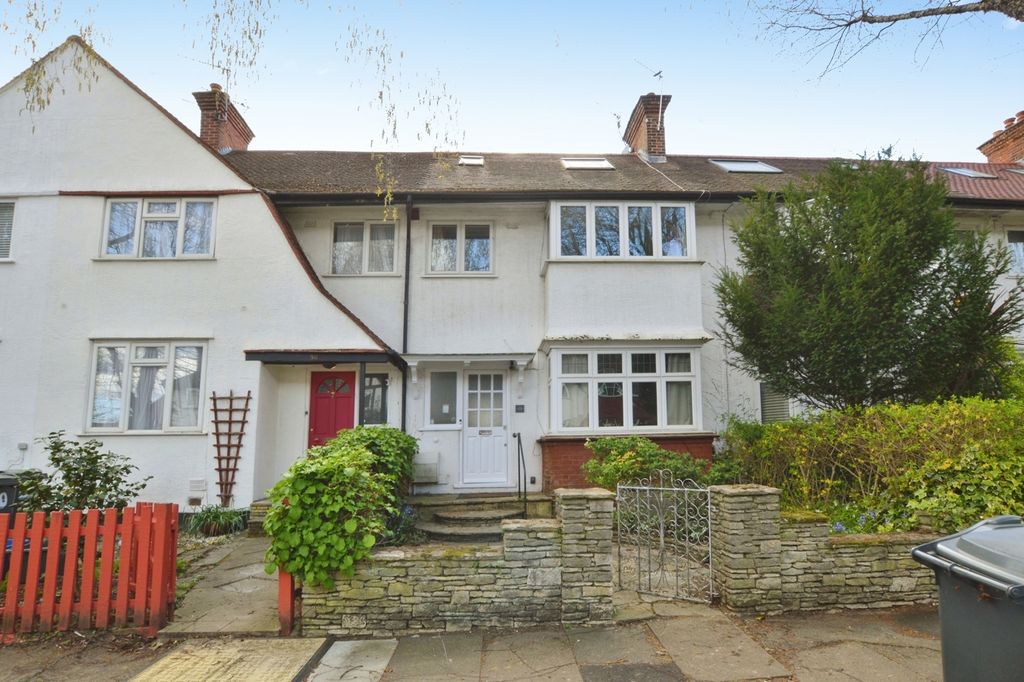 Property photo 1 of 20 Exterior