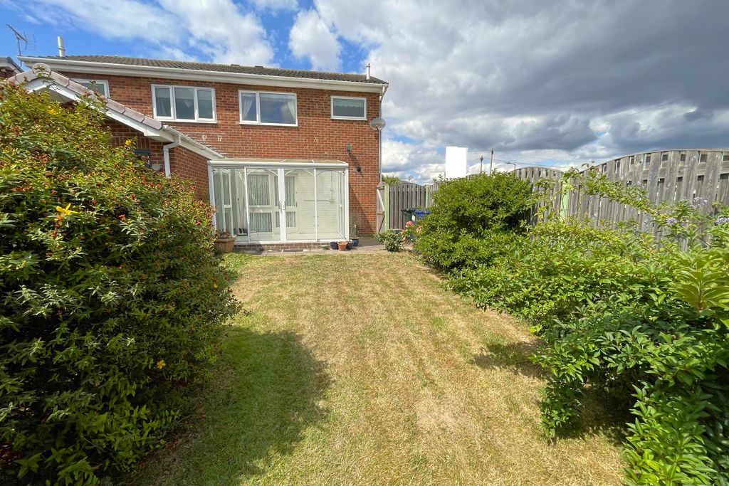 Property photo 2 of 19 18