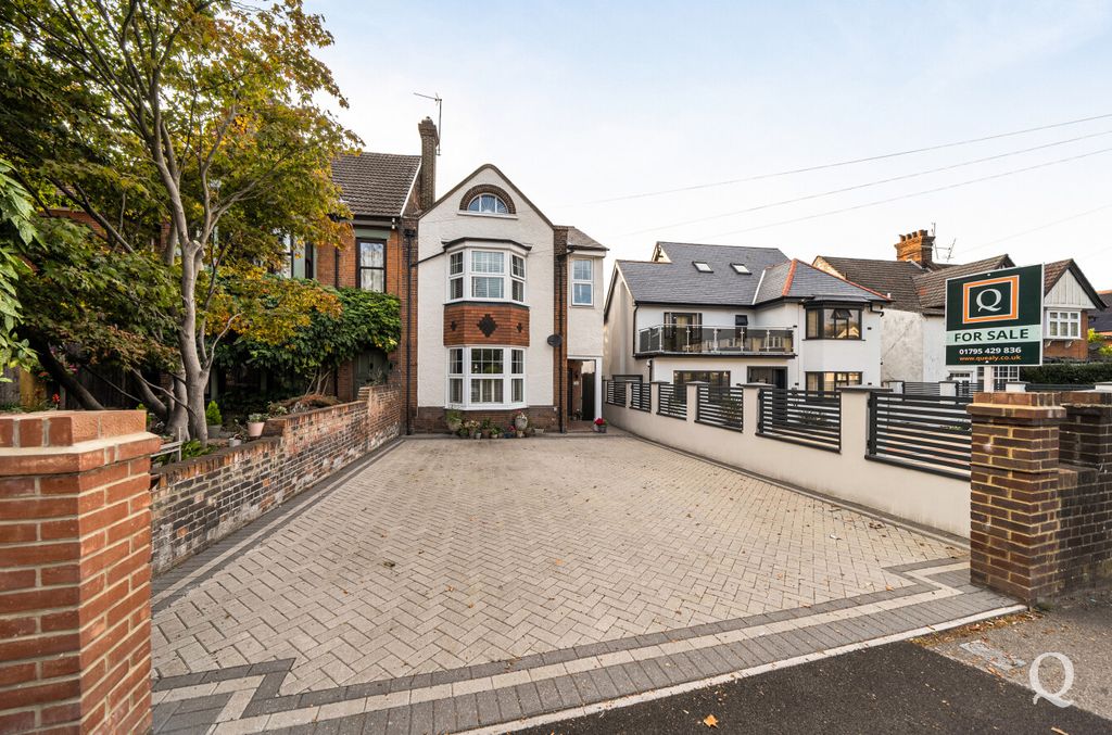 Property photo 1 of 47 7d038521-Df56-426...