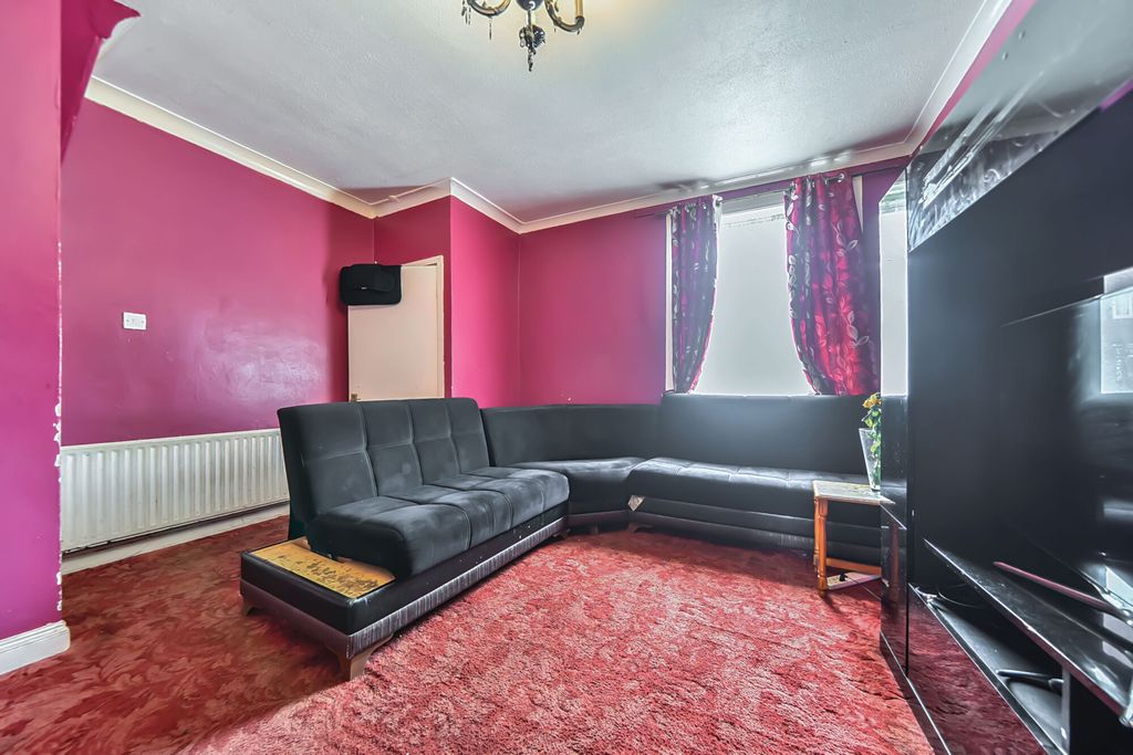 Property photo 2 of 7 1306719-10-684A93...
