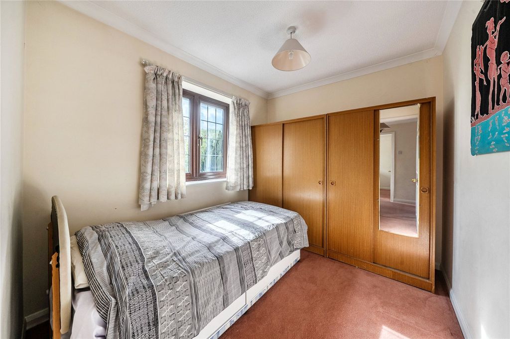 Property photo 3 of 22 Picture No. 48