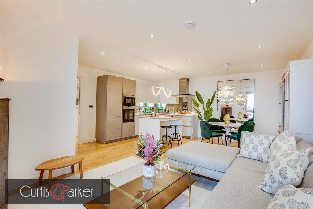 Property photo 2 of 10 842A3845Hdr.Jpg