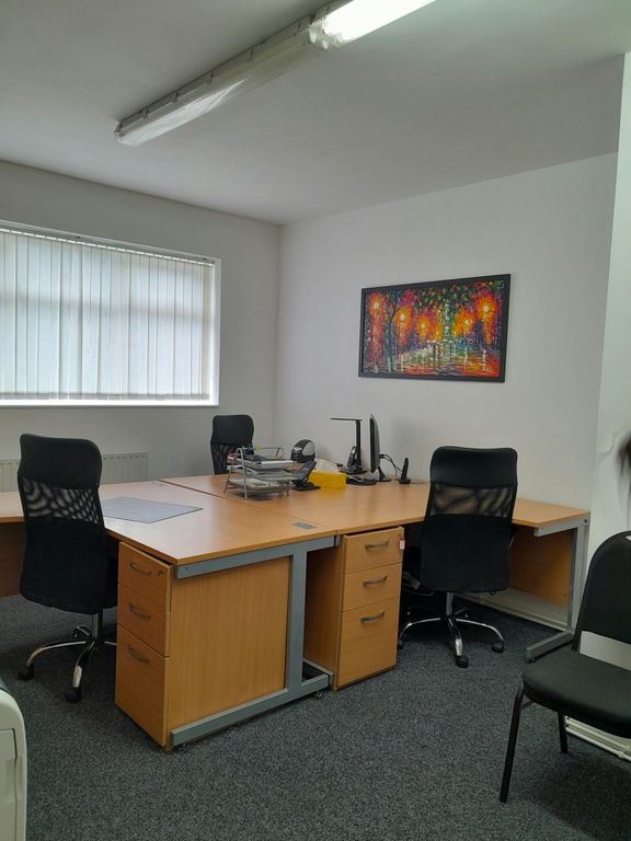 Property photo 3 of 6 1000008279.Jpg