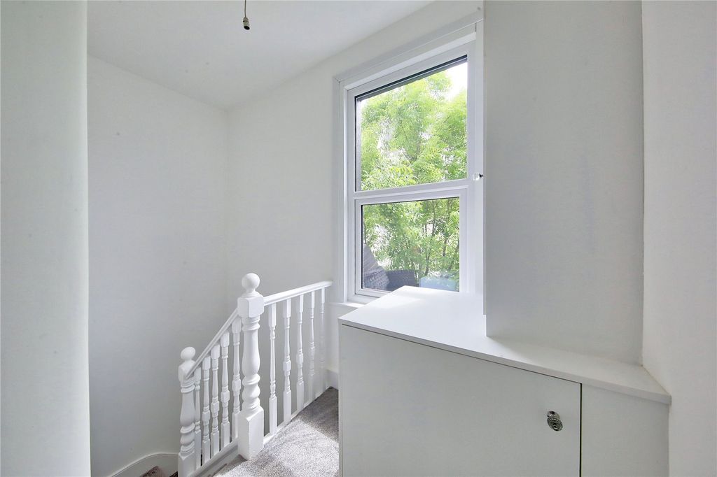Property photo 3 of 10 Picture No. 08