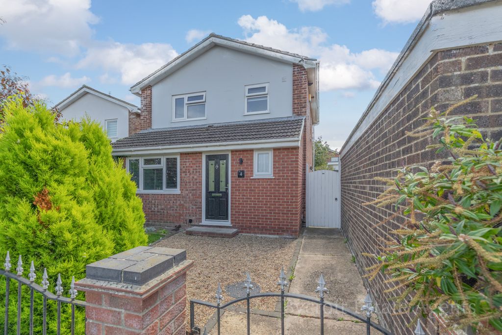 Property photo 1 of 13