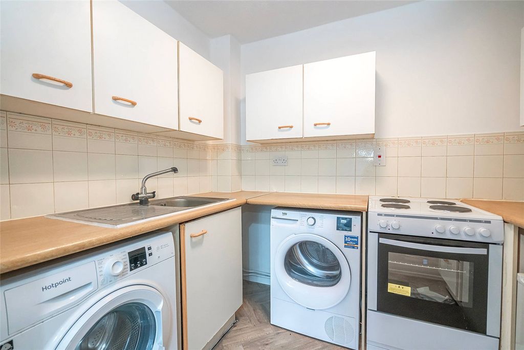 Property photo 3 of 19 Kitchen A