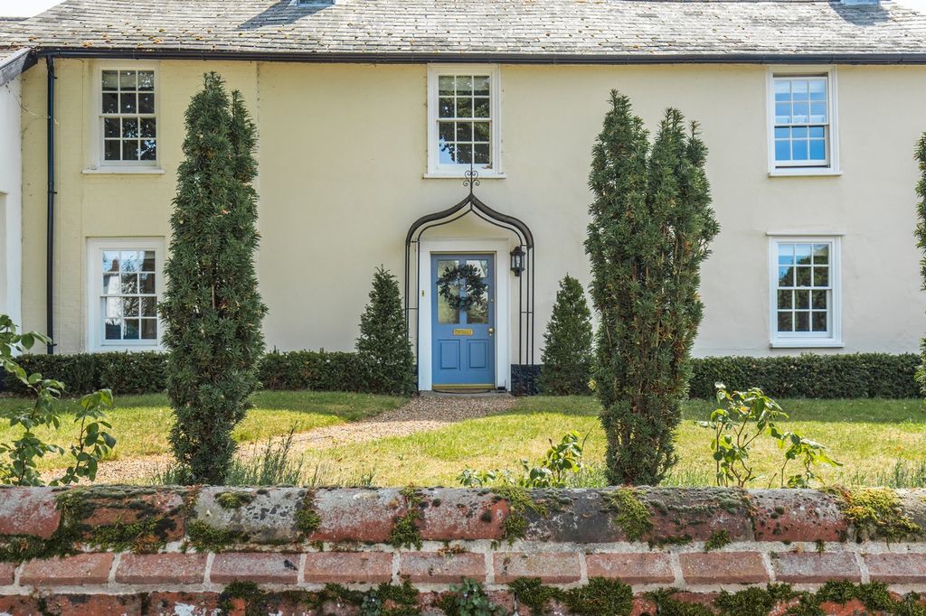 Property photo 2 of 31 Crispins_-85