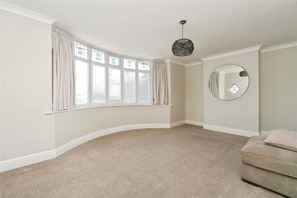 Property photo 3 of 20 Picture No. 01