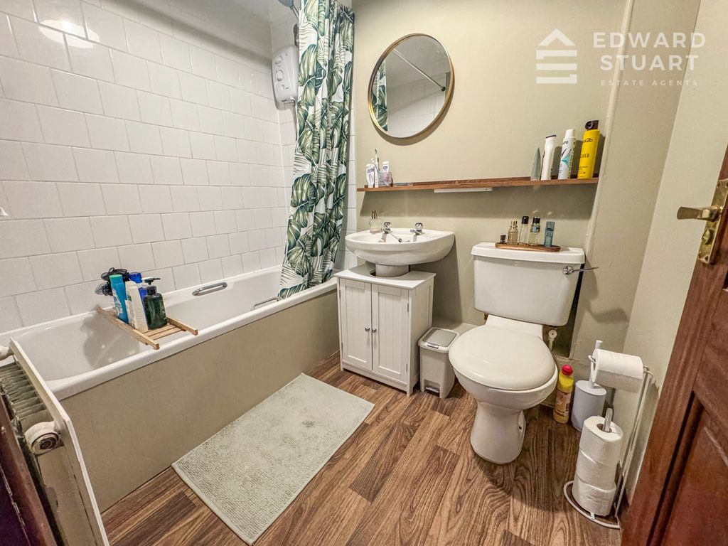 Property photo 3 of 13 Gallery