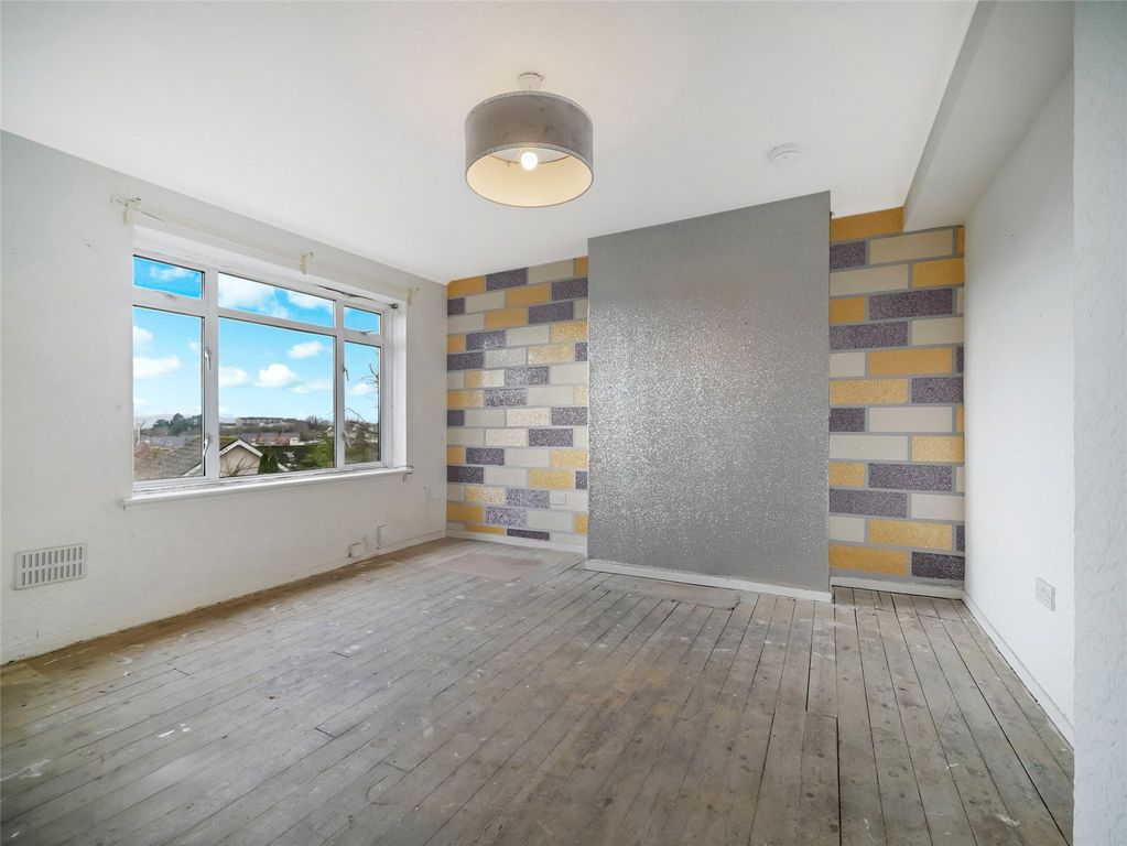 Property photo 3 of 21 Picture No. 04