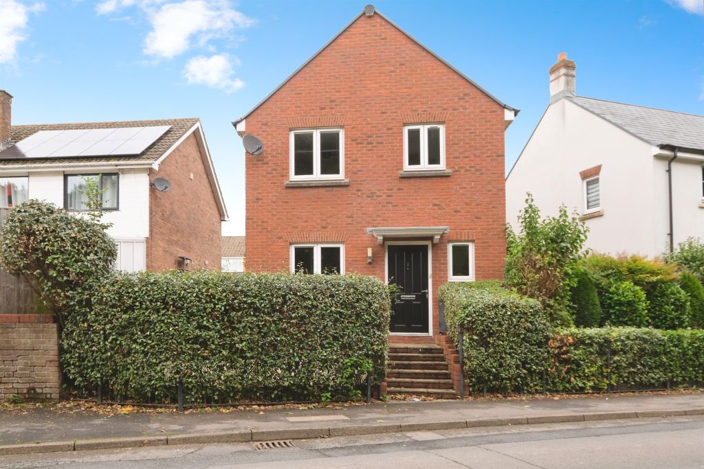 Property photo 1 of 18