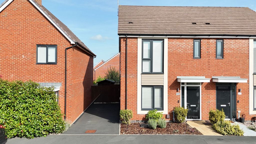 Property photo 1 of 27