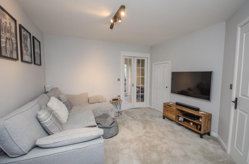 Property photo 2 of 19 Lounge Pic 2.Jpg