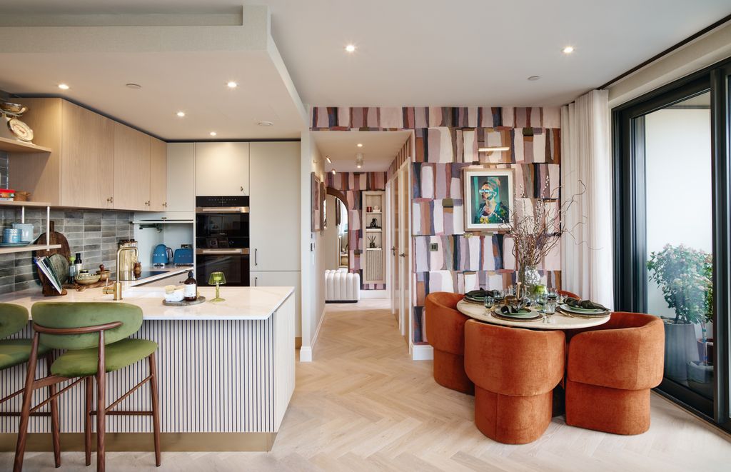 Property photo 2 of 15 Dining Area