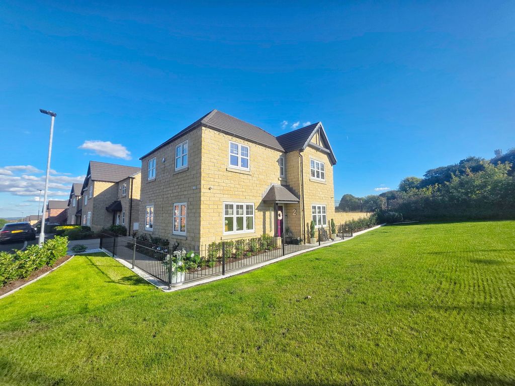 Property photo 1 of 35