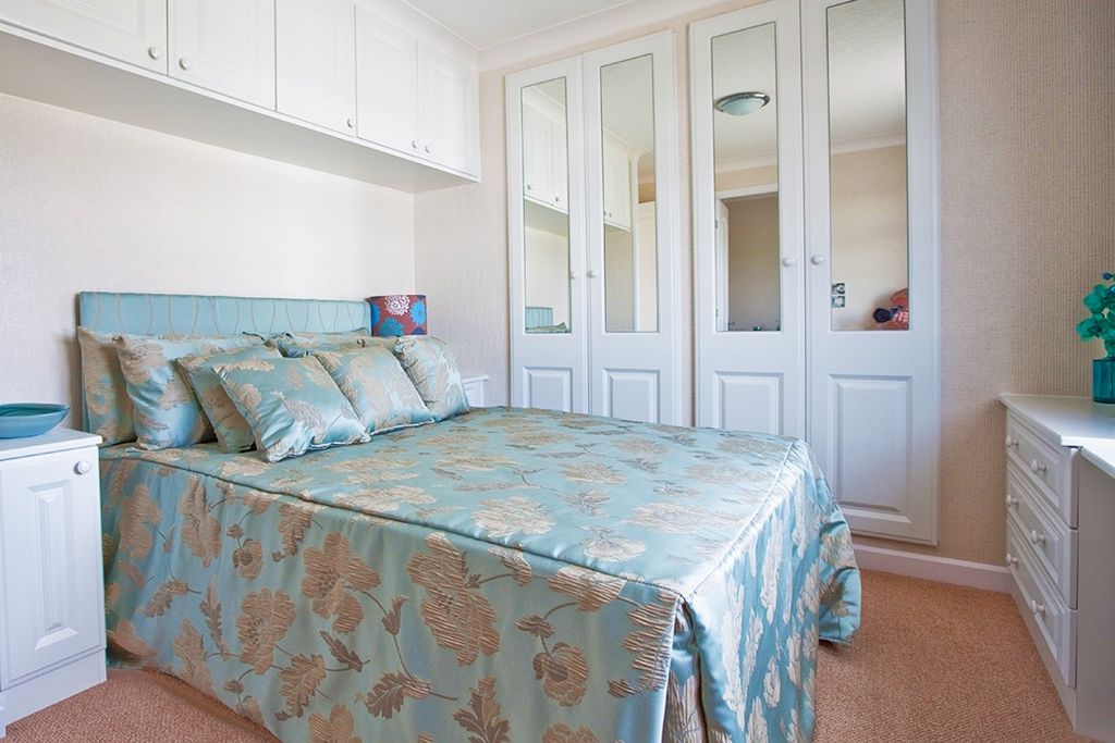 Property photo 1 of 7 3769600