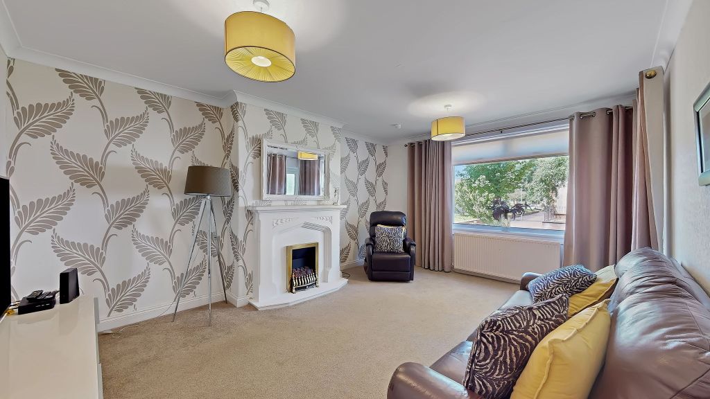 Property photo 2 of 18 24-Web-Or-Mls-8 Dodside Gardens_30