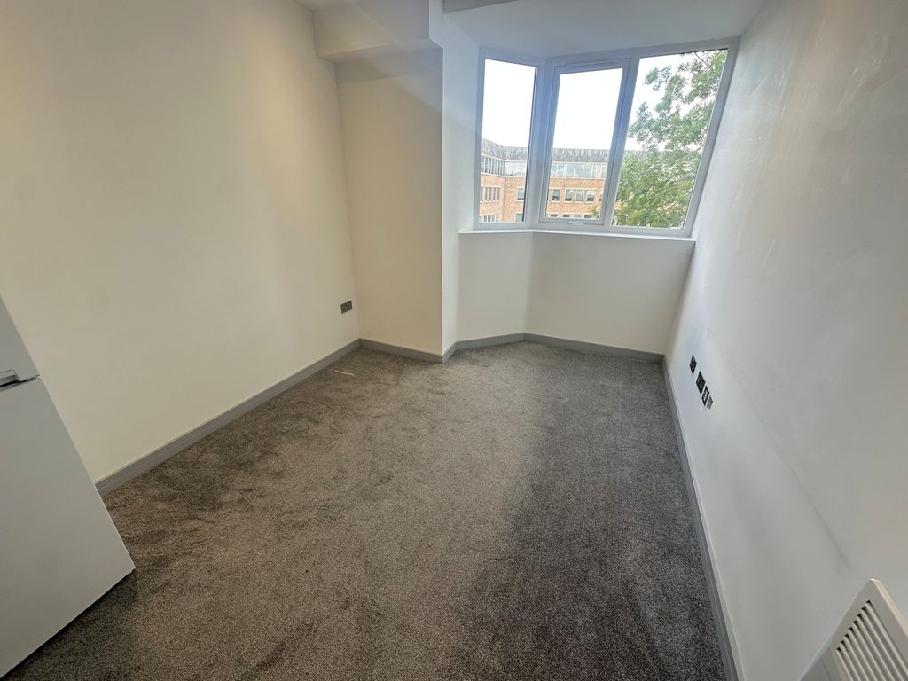 Property photo 2 of 4