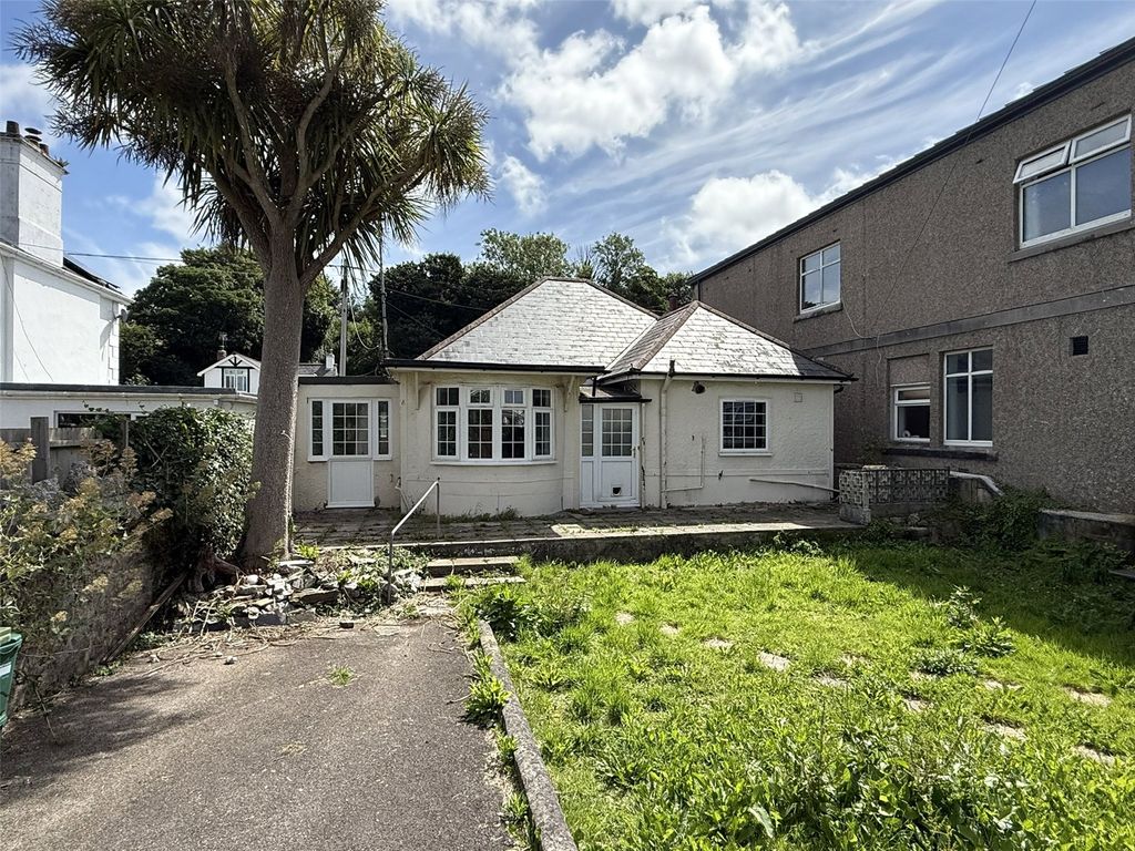 Property photo 2 of 16 Picture No. 32