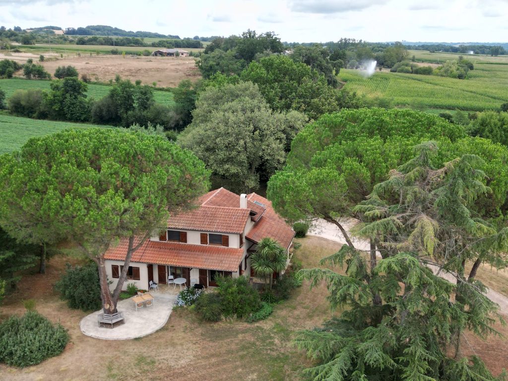 Property photo 1 of 44