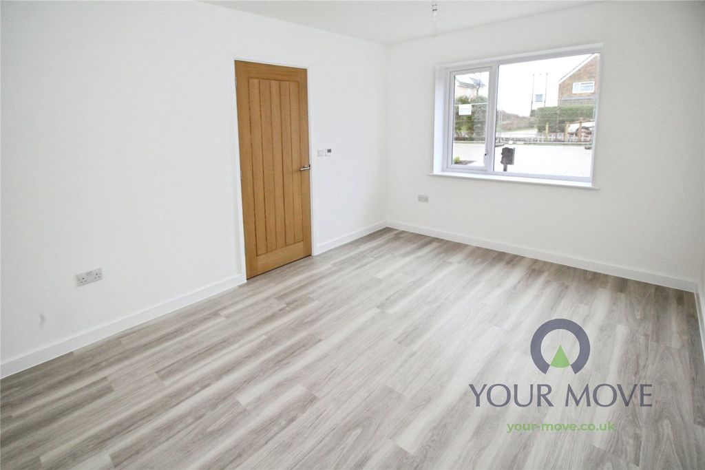 Property photo 2 of 20 Living Room